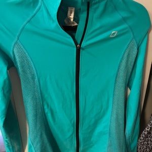 Lorna Jane Work out Jacket in a lovely color.